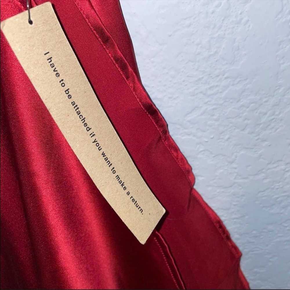 NWT Reformation Aura Dress in Red Silk Lace Detail Size 0 - Picture 5 of 9